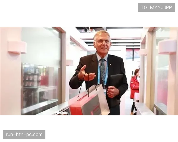 埃琳·安德森训练完直接去超市抢打折牛排，这反差谁懂