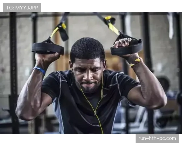 凯蒂·莱德基训练听着像军令，私下竟然会躺沙发吃薯片，我酸了